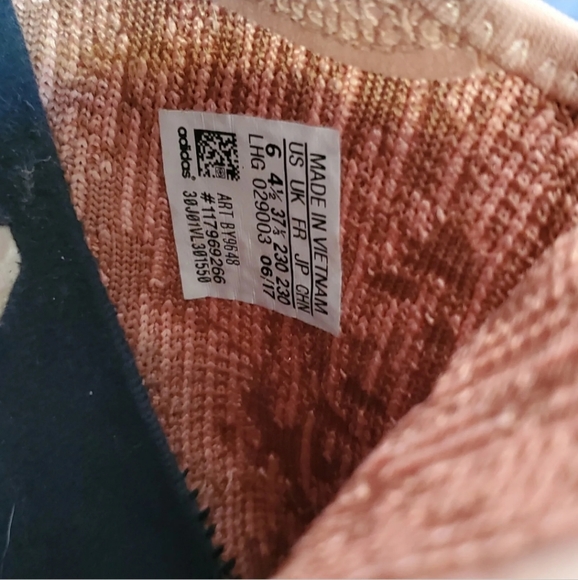 Womans Adidas NMD R1 Raw Pink Glitch Tennis Shoes Sneakers US 6 UK 4.5 - Picture 8 of 8